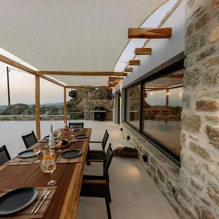 Of Delight And Serenity Villa Plaka (Naxos)